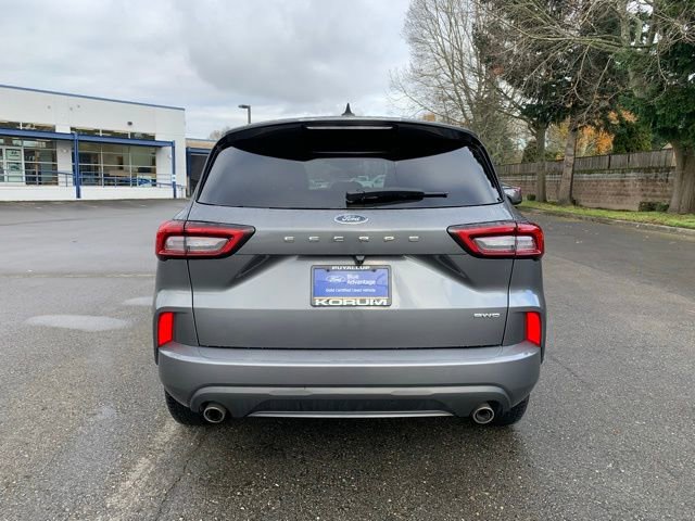 Certified 2024 Ford Escape ST-Line image 5