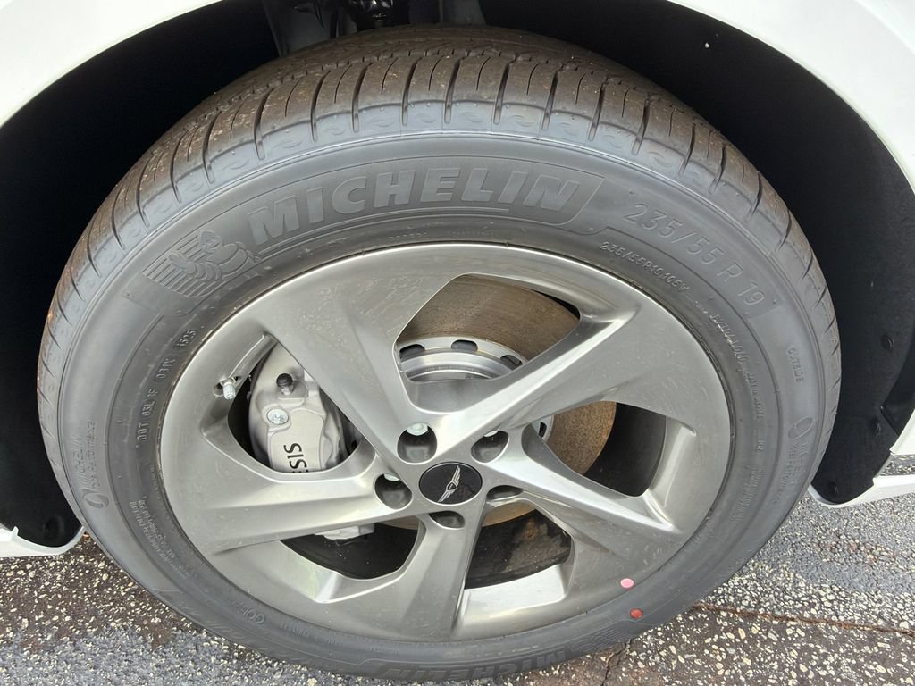 New 2026 Genesis GV70 2.5T Select AWD/4WD image 12