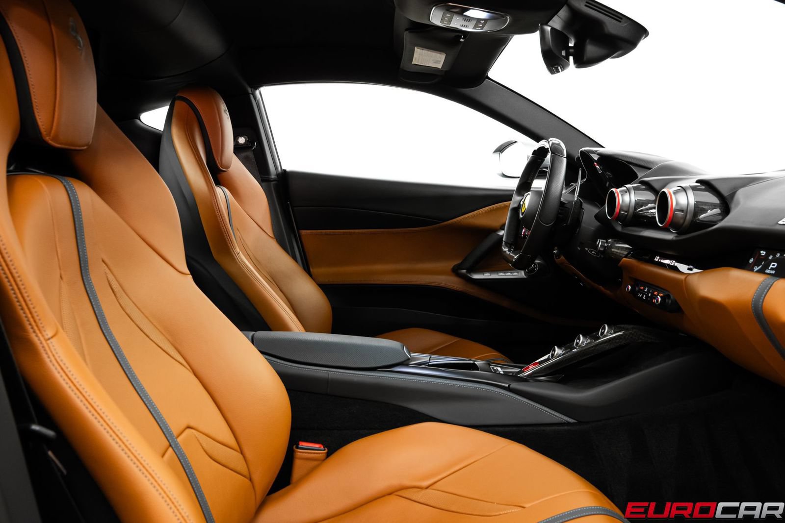 Used 2020 Ferrari 812 Superfast RWD image 41