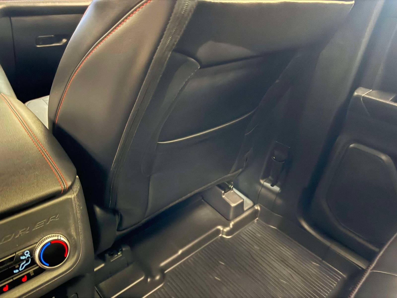 Certified 2026 Ford Explorer ST-Line w/ ST-Line Street Pack image 24