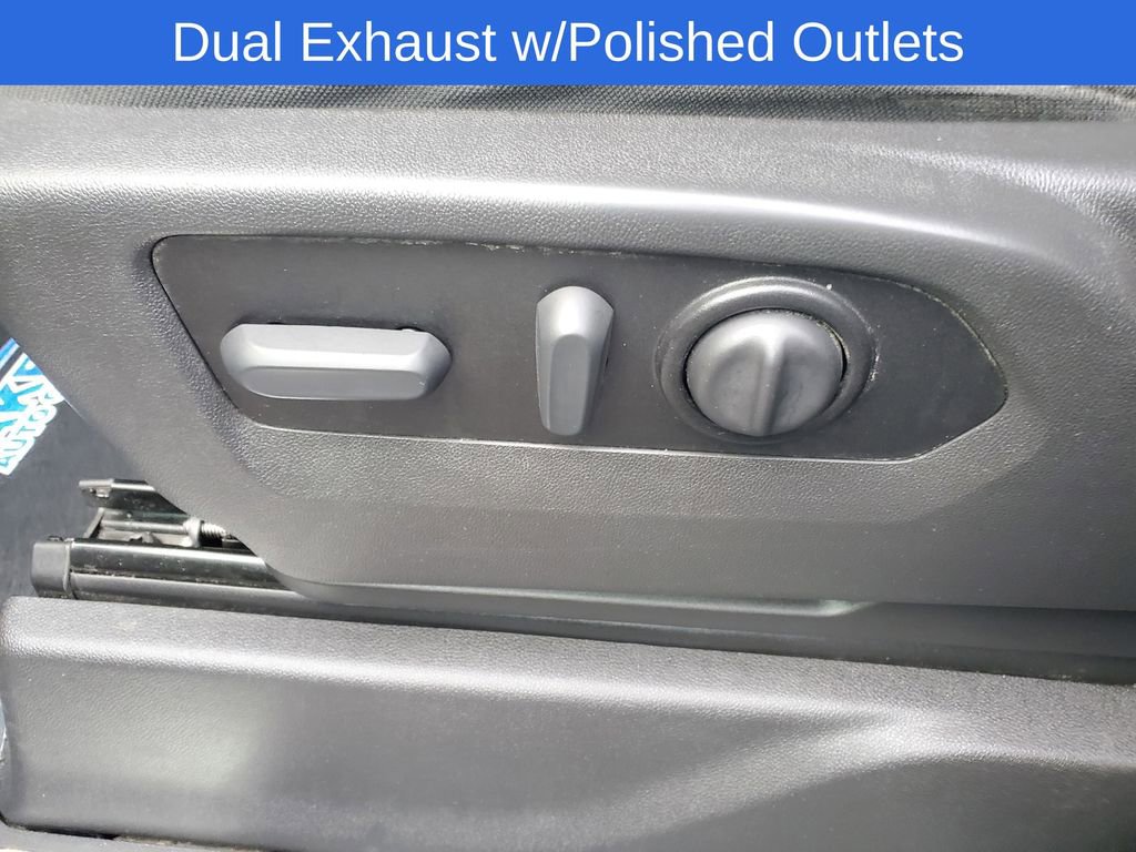 Used 2022 Chevrolet Silverado 1500 LT w/ Z71 Off-Road Package image 7