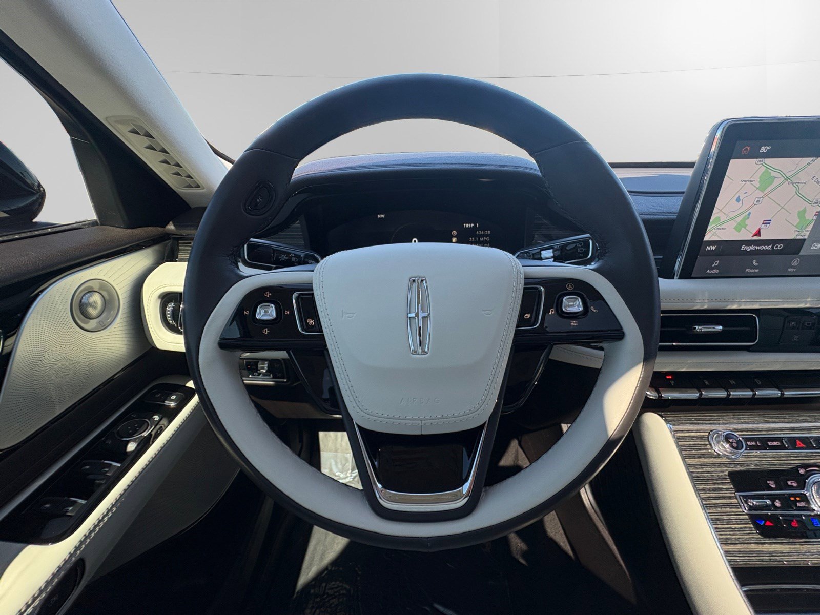 Certified 2023 Lincoln Aviator Black Label Grand Touring w/ Class IV Trailer Tow Package image 12