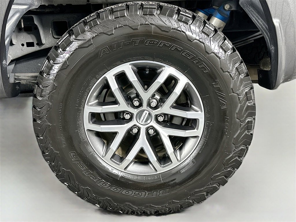 Used 2018 Ford F150 Raptor w/ Equipment Group 802A Luxury image 30