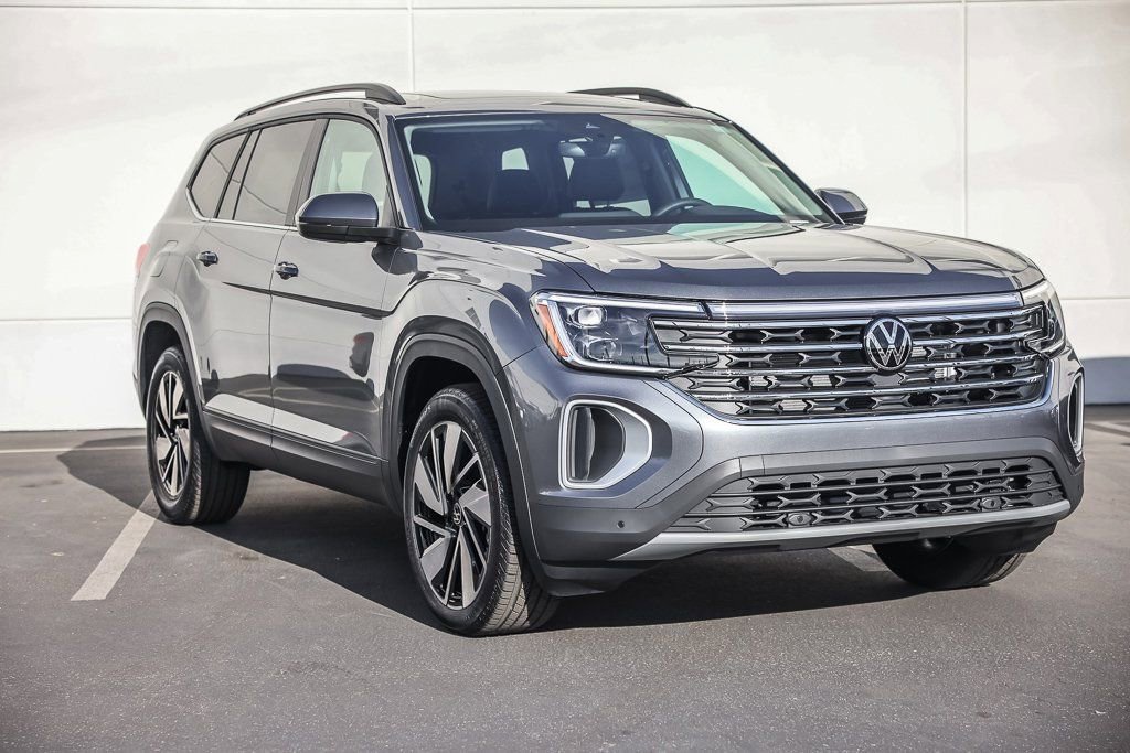 New 2026 Volkswagen Atlas SE FWD image 1