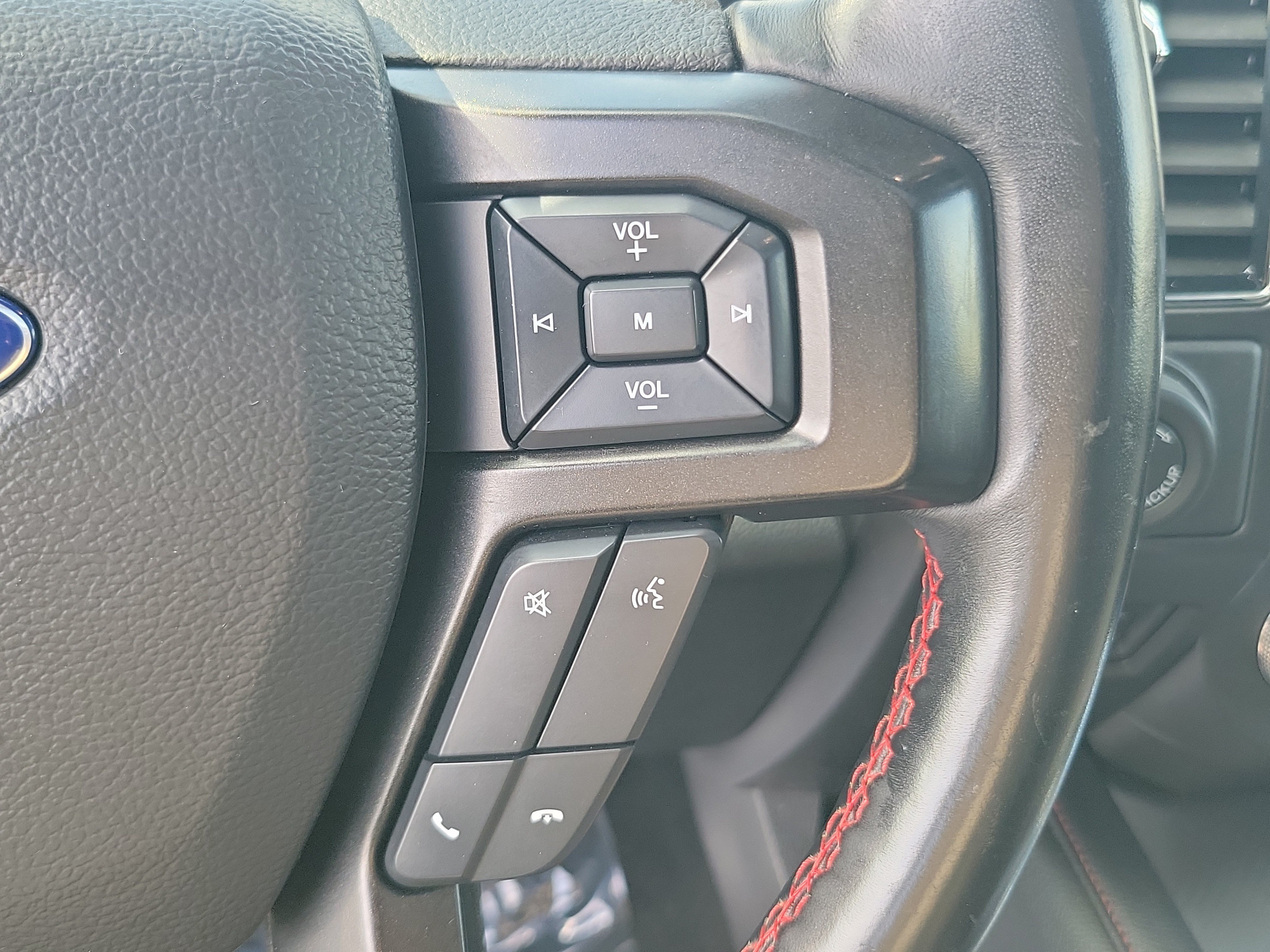 Used 2019 Ford Expedition Max Limited w/ Equipment Group 303A RWD image 23