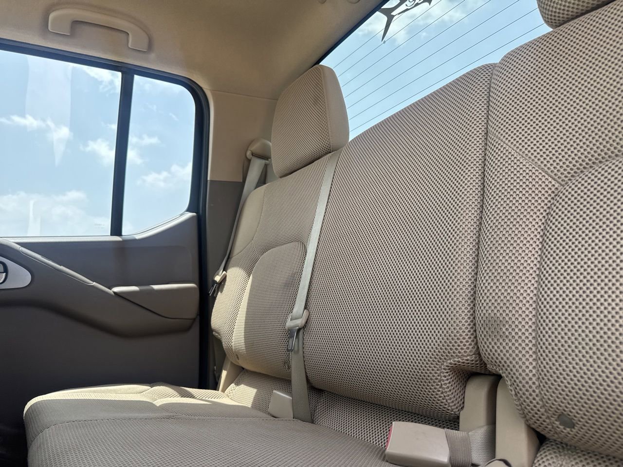 Used 2013 Nissan Frontier SV w/ SV Value Truck Pkg RWD image 33