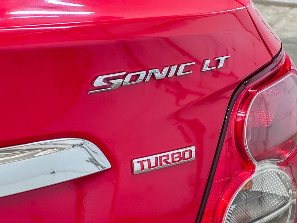 Used 2015 Chevrolet Sonic LT image 17