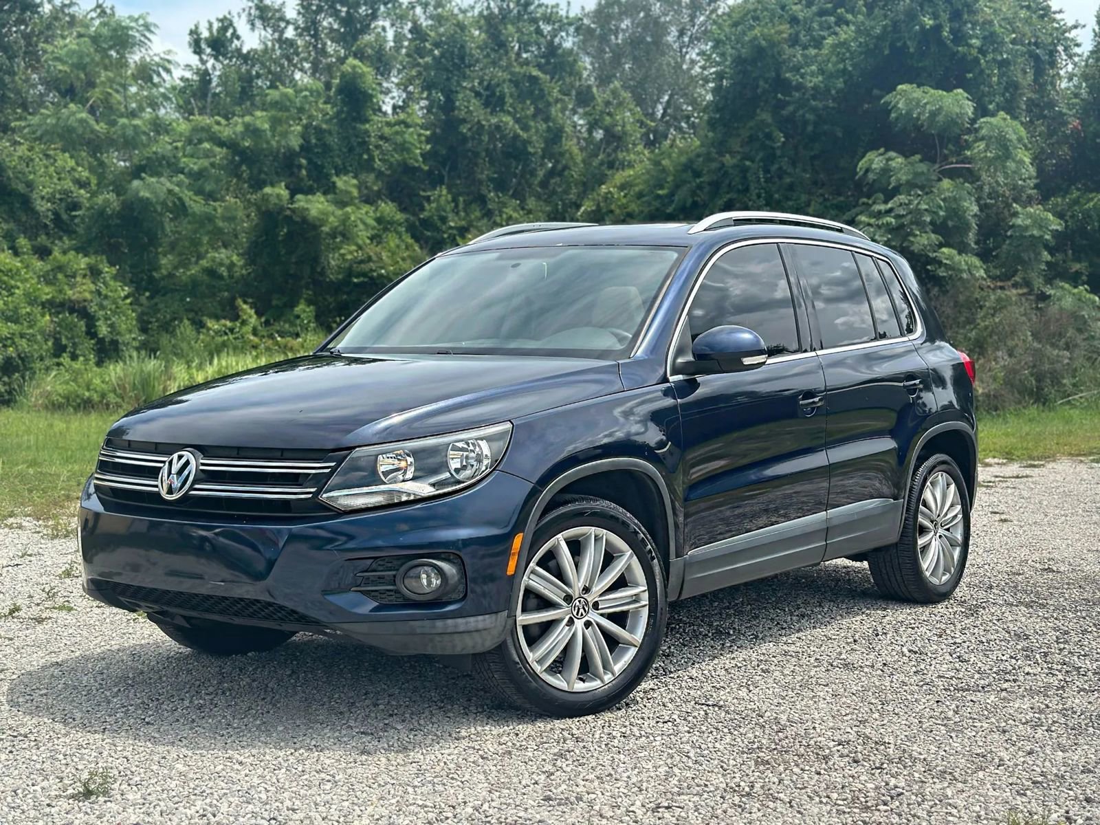 Used 2012 Volkswagen Tiguan SE