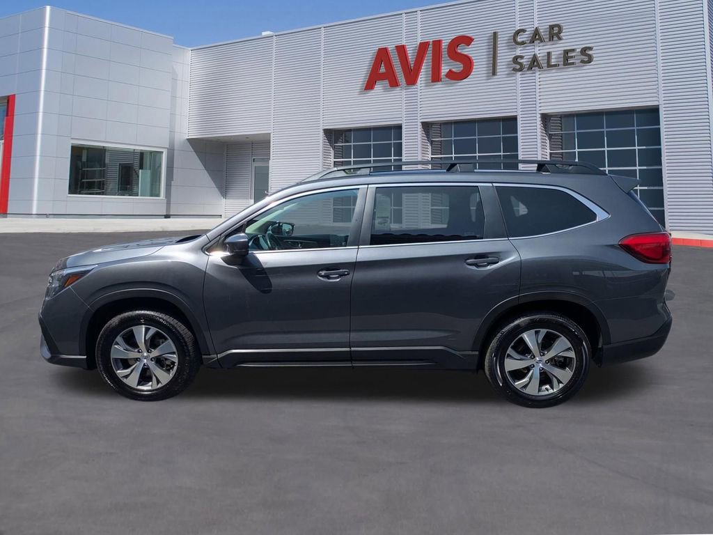 Used 2025 Subaru Ascent Premium AWD/4WD image 11