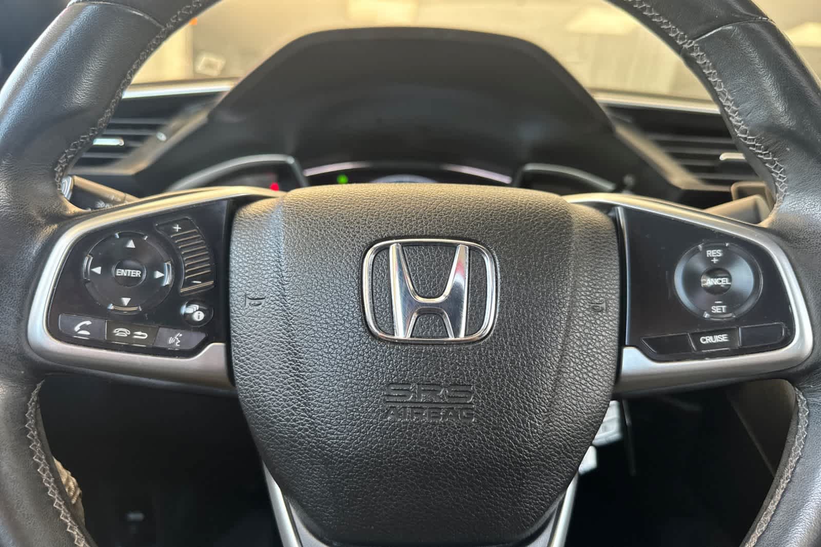 Used 2018 Honda Civic EX-L image 23