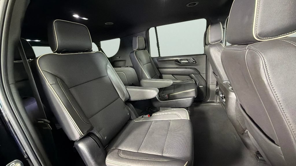 Certified 2025 Chevrolet Suburban Premier AWD/4WD image 31