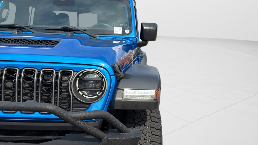 Used 2024 Jeep Gladiator Mojave w/ Safety Group AWD/4WD image 38