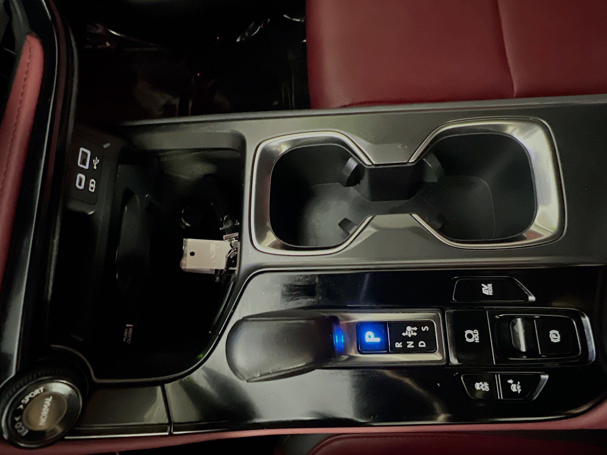 Used 2022 Lexus NX 350h AWD image 25