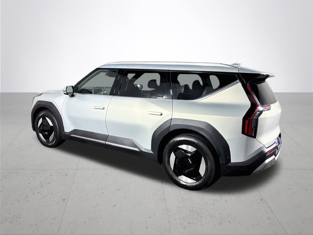 New 2026 Kia EV9 Wind AWD/4WD image 8