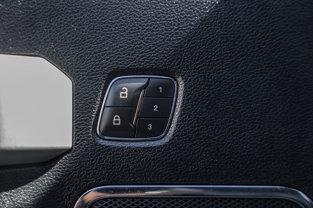 Used 2018 Ford F350 Lariat w/ Lariat Ultimate Package image 42