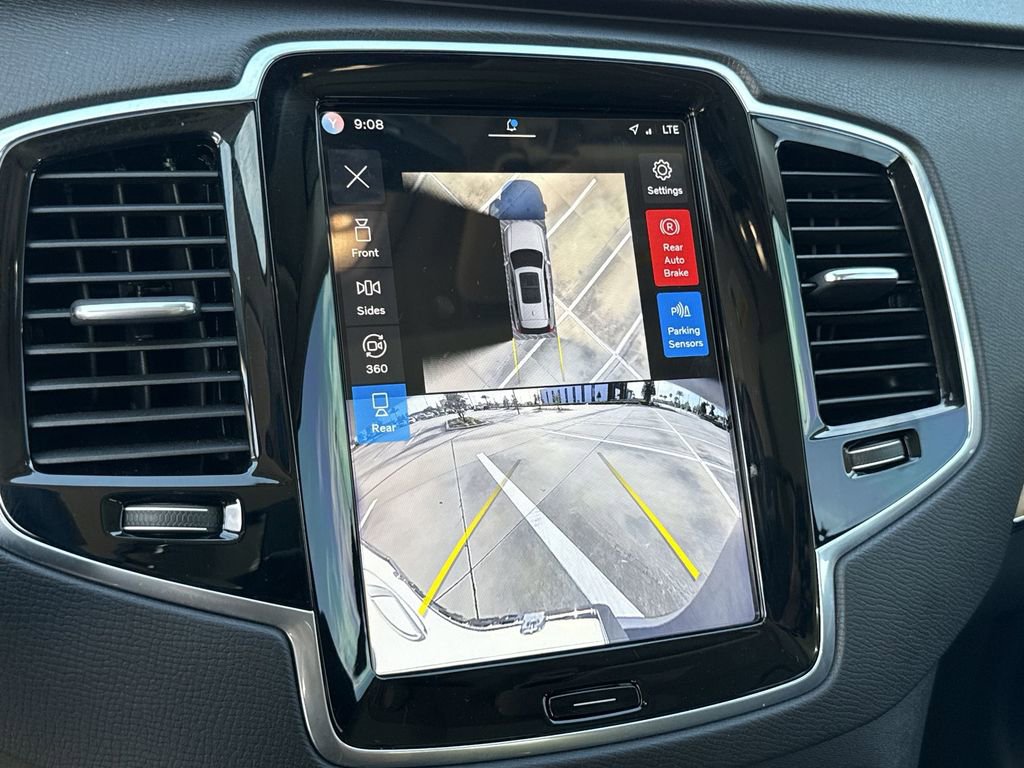 Used 2024 Volvo XC90 B6 Plus image 24