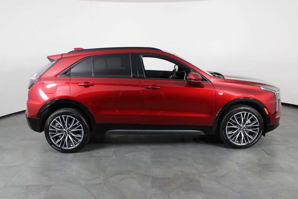 Used 2025 Cadillac XT4 Sport FWD image 10