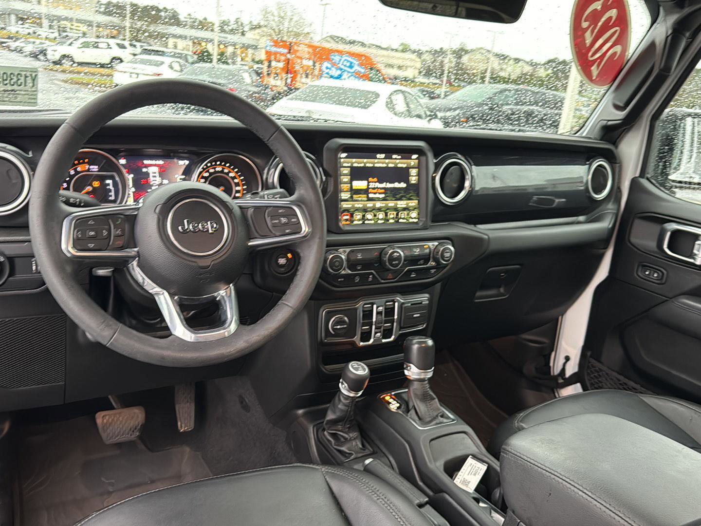 Used 2023 Jeep Wrangler Unlimited Sahara image 16