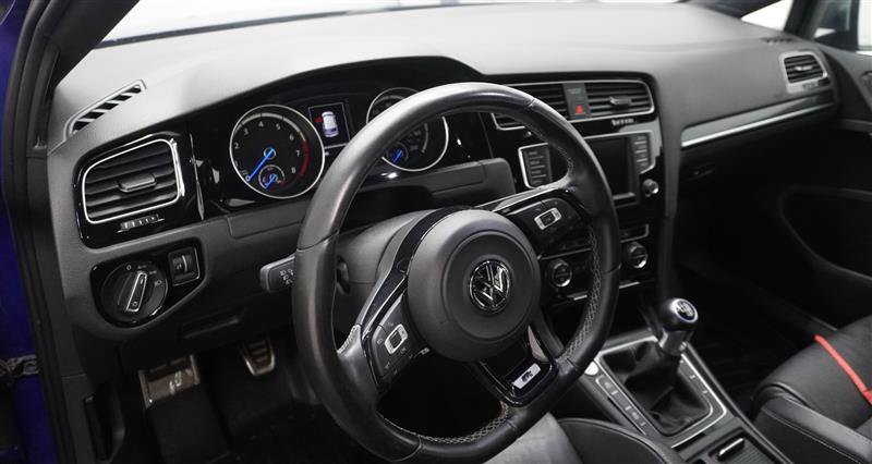 Used 2016 Volkswagen Golf R 4-Door AWD/4WD image 9