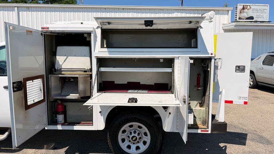 Used 2013 Chevrolet Silverado 3500 W/T RWD image 8