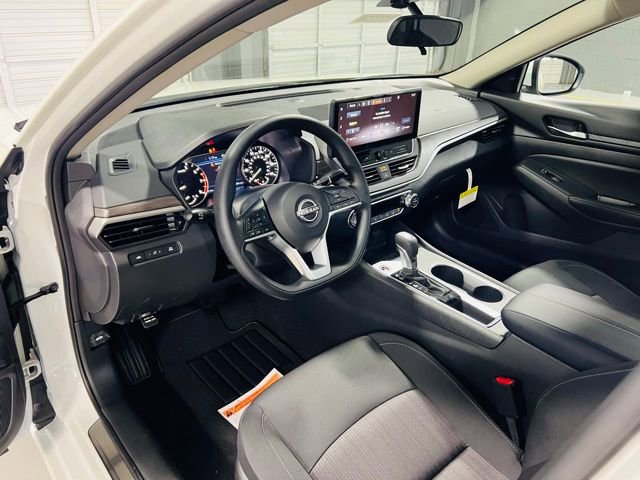 New 2025 Nissan Altima 2.5 SV w/ SV Special Edition Package image 20