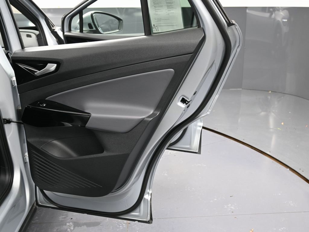 Used 2021 Volkswagen ID.4 Pro image 36
