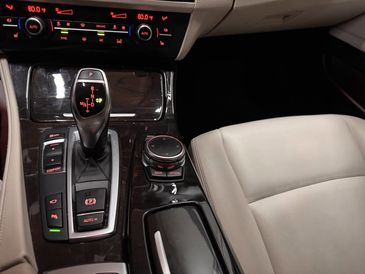 Used 2016 BMW 535i Sedan image 26