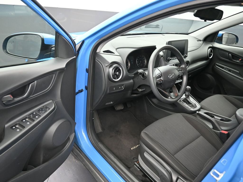 Used 2022 Hyundai Kona SEL image 10