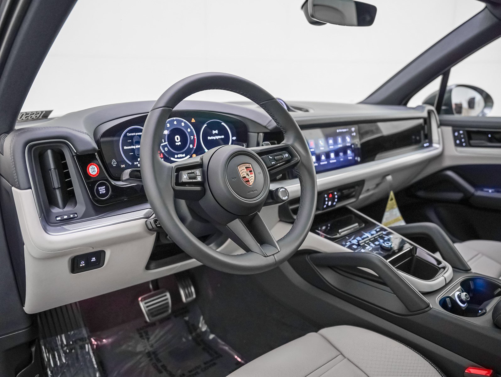 New 2026 Porsche Cayenne S image 4
