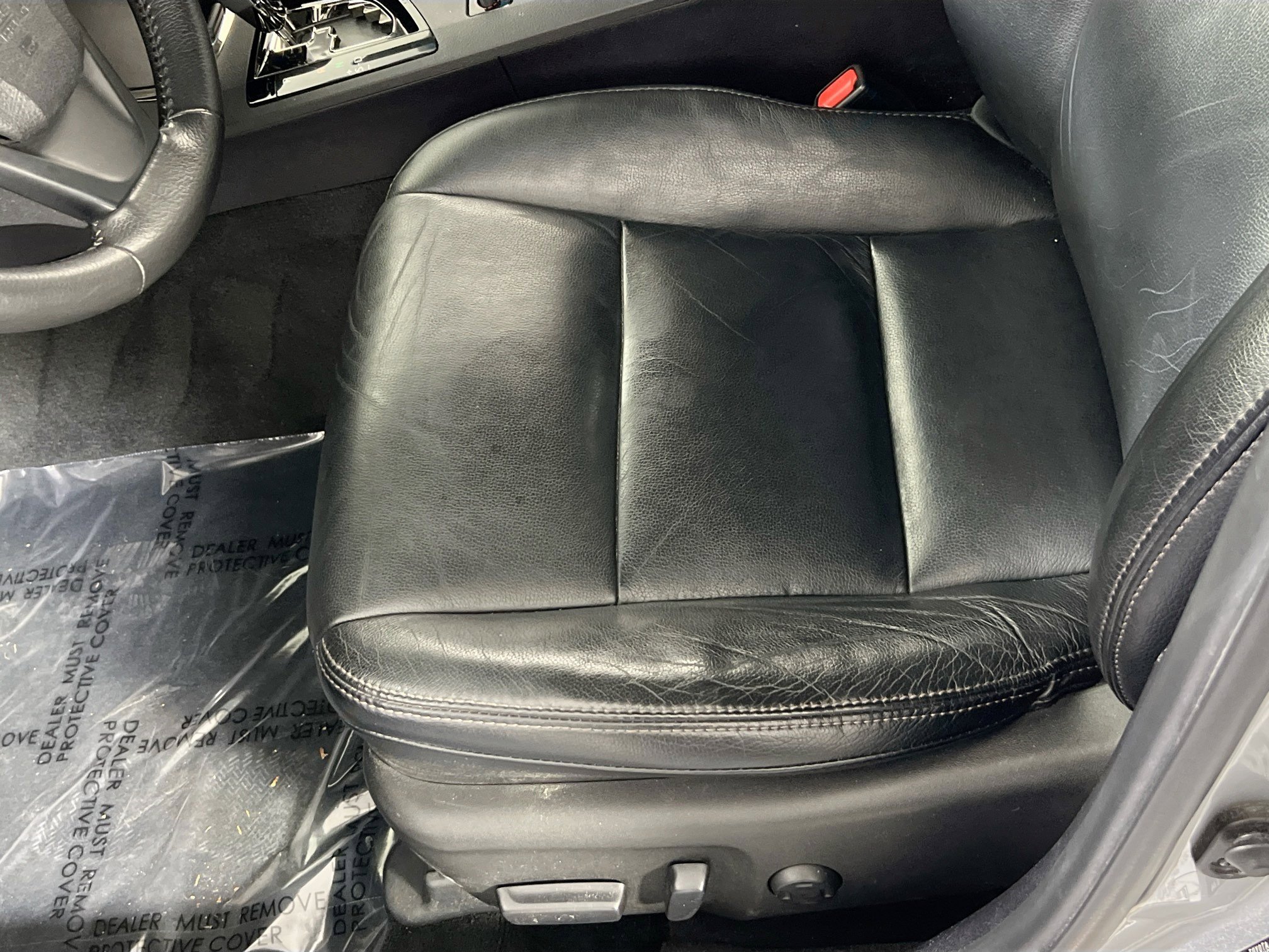 Used 2017 Toyota Avalon XLE image 18