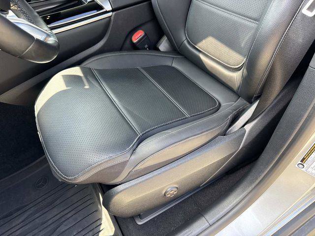 Certified 2023 Mercedes-Benz GLC 300 image 23