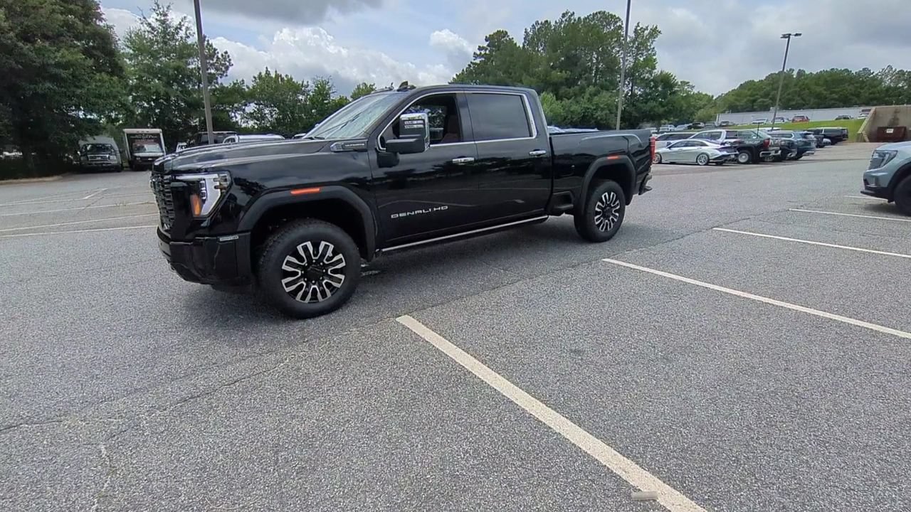 New 2026 GMC Sierra 2500 Denali Ultimate AWD/4WD image 4
