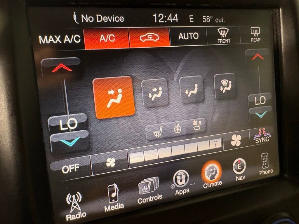 Used 2016 RAM 2500 Laramie w/ Convenience Group AWD/4WD image 31