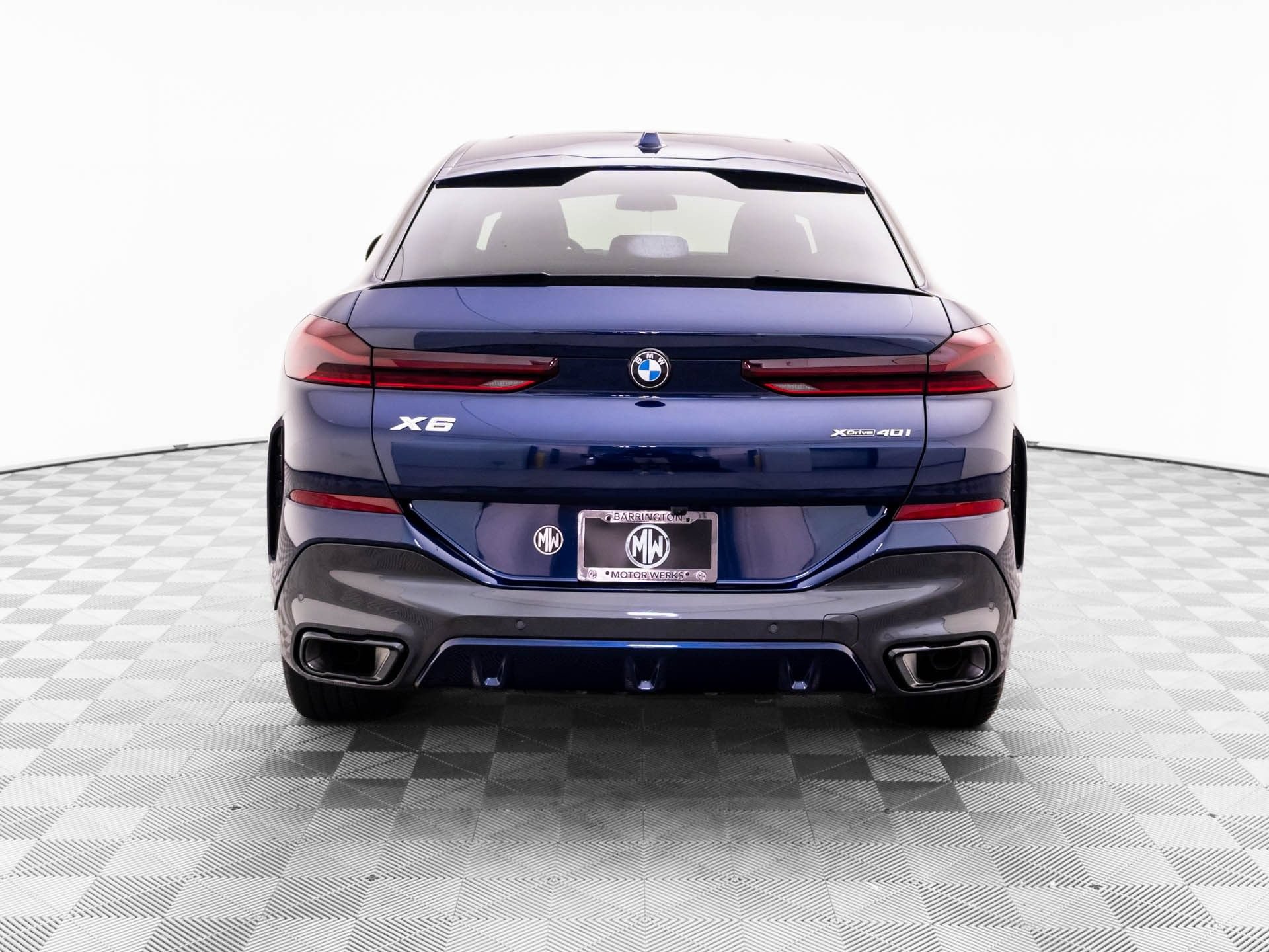 Certified 2026 BMW X6 xDrive40i w/ Executive Package AWD/4WD image 4