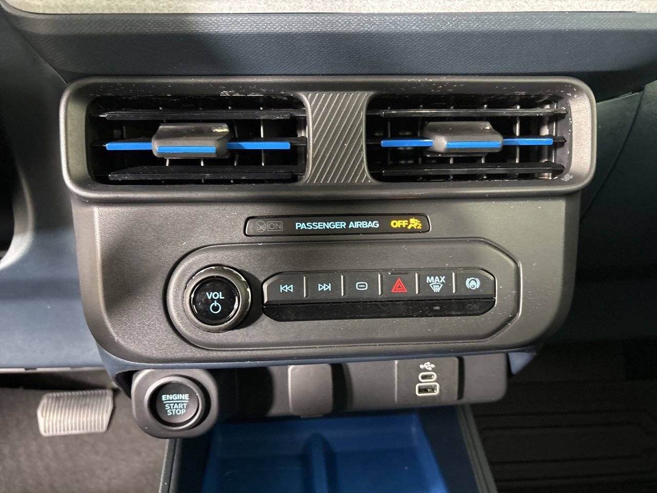 Used 2025 Ford Maverick XLT w/ Equipment Group 302A image 15