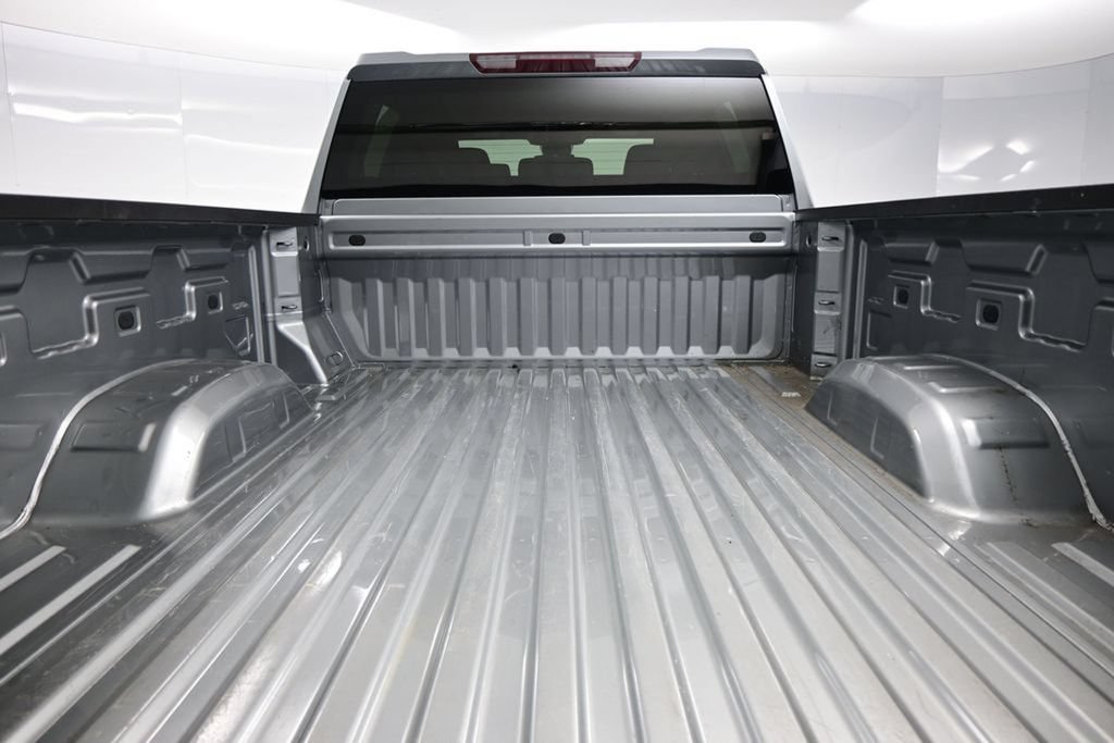 Used 2025 Chevrolet Silverado 2500 Custom w/ Custom Convenience Package AWD/4WD image 31