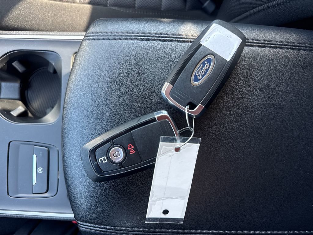 Used 2024 Ford Edge SE image 33