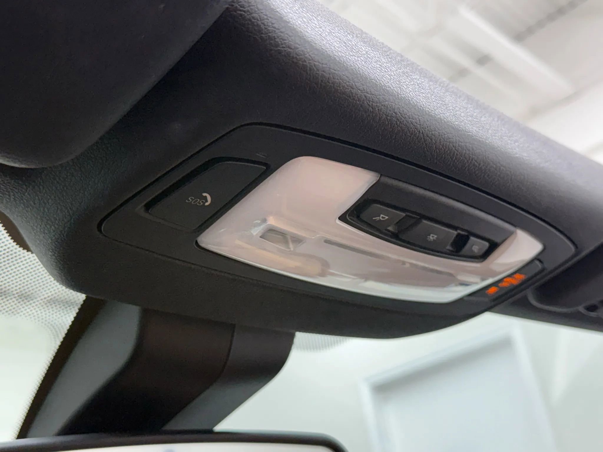 Used 2016 BMW M4 Convertible image 32