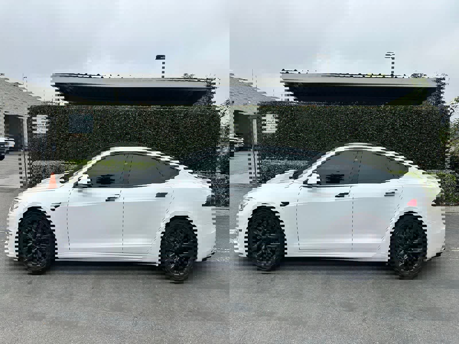 Used 2021 Tesla Model S Long Range image 2