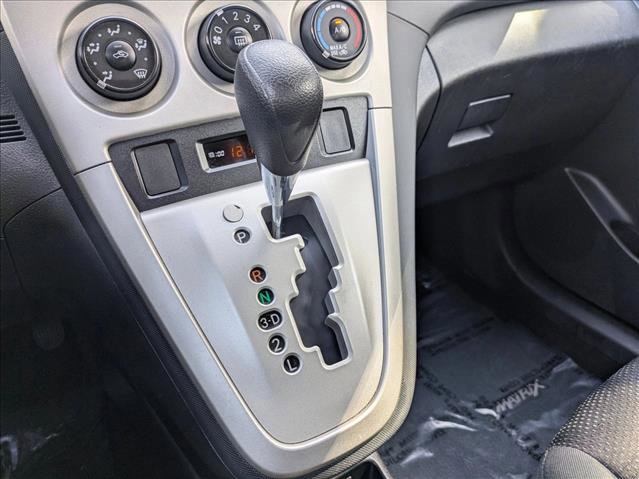 Used 2010 Toyota Matrix image 12