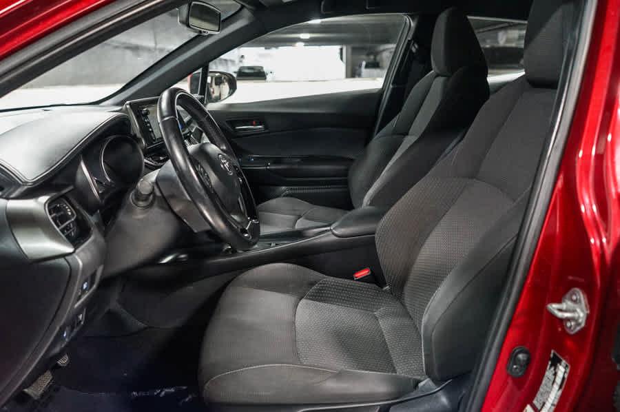 Certified 2018 Toyota C-HR XLE FWD image 18