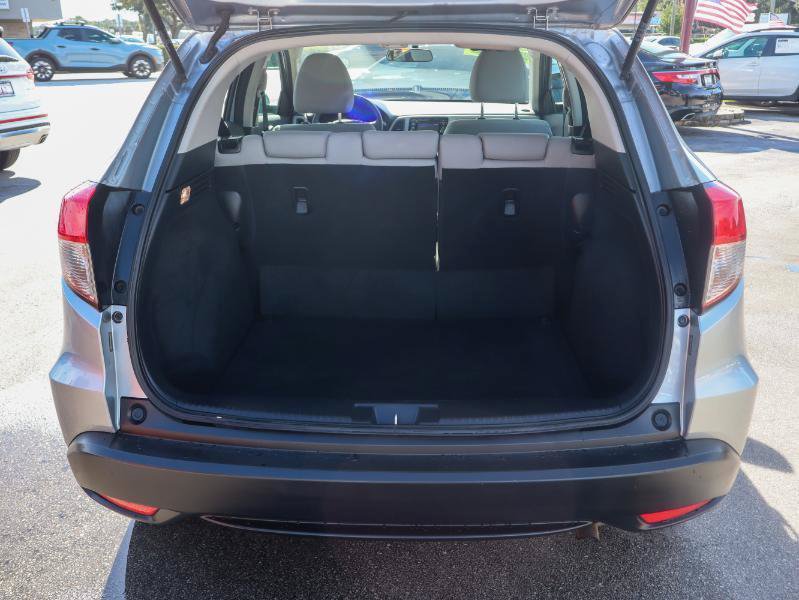 Used 2020 Honda HR-V LX image 5