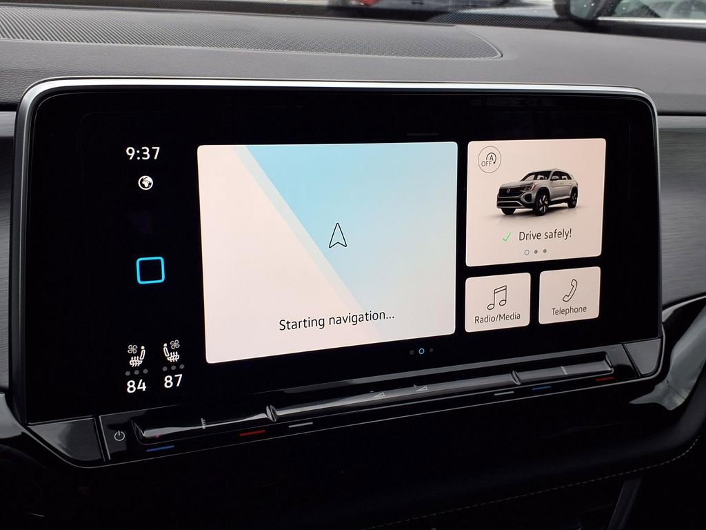 Used 2025 Volkswagen Atlas Cross Sport SE image 11