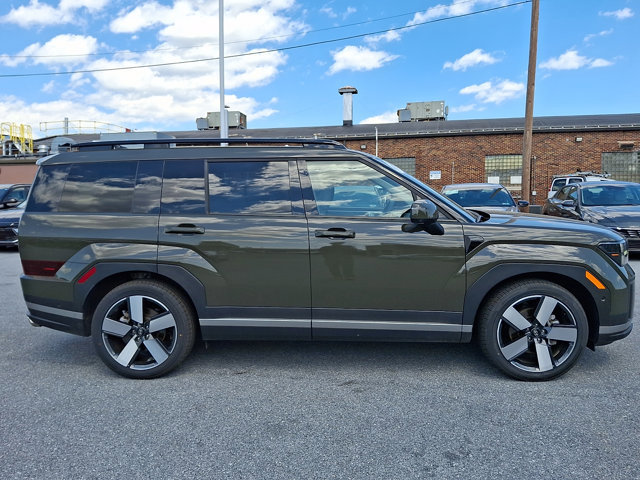 Used 2025 Hyundai Santa Fe Limited AWD/4WD image 7