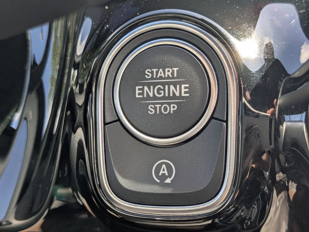 Used 2025 Mercedes-Benz GLA 250 image 24