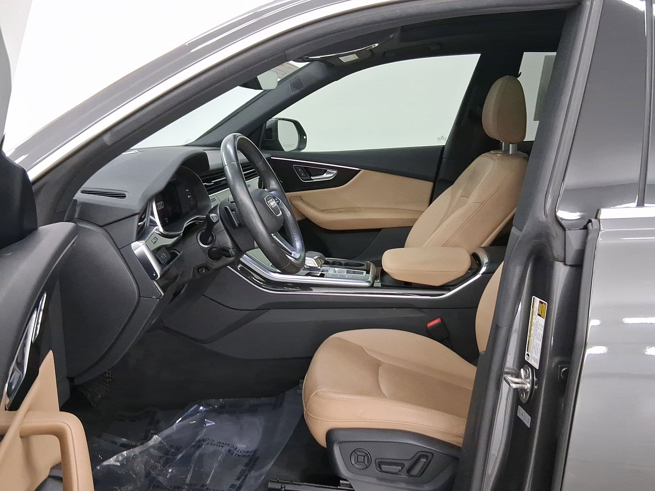 Used 2021 Audi Q8 Premium Plus w/ Premium Plus Package image 5