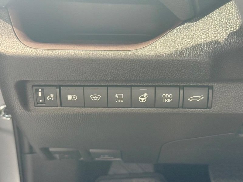 Used 2025 Toyota RAV4 Limited w/ Advanced Technology Package AWD/4WD image 16