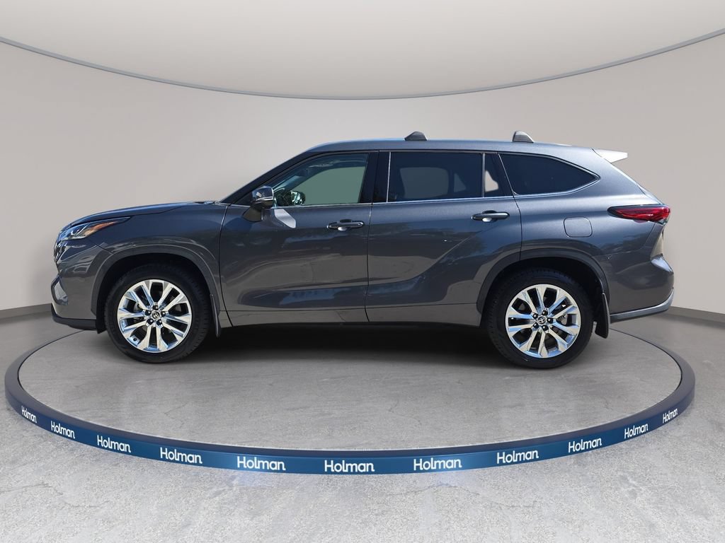 Used 2021 Toyota Highlander Limited FWD image 9