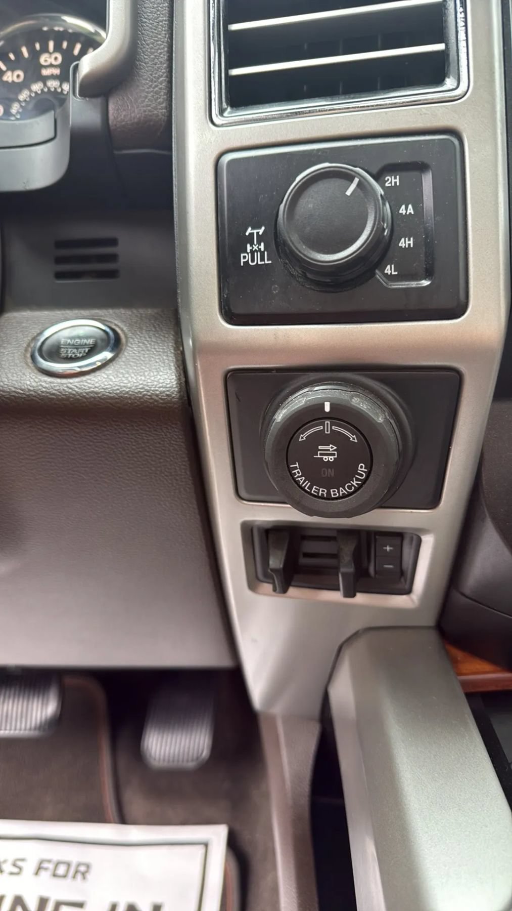 Used 2019 Ford F150 King Ranch w/ Equipment Group 601A Luxury AWD/4WD image 27
