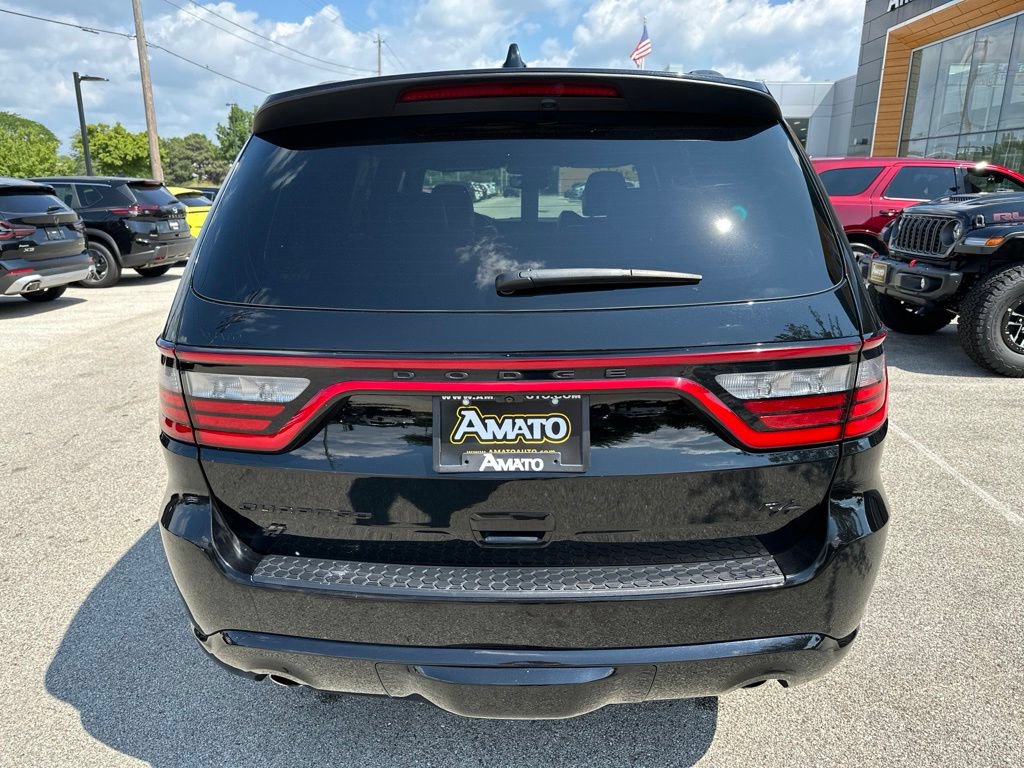 Used 2023 Dodge Durango R/T AWD/4WD image 8